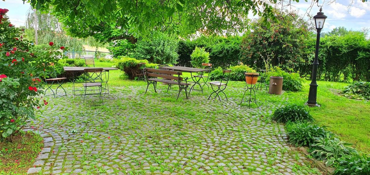 Villa Kliche Przerzeczyn-Zdroj Luaran gambar